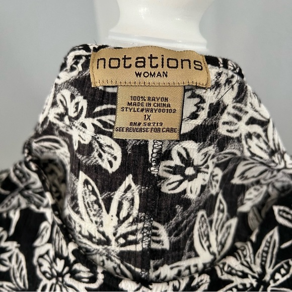 Women’s 1X Notations Sleeveless Tunic Black w/White Beachy Floral Pattern - Picture 6 of 8